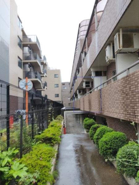 川崎市中原区下小田中４丁目のマンション