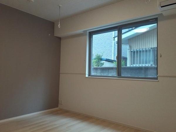 川崎市幸区南加瀬５丁目のアパート