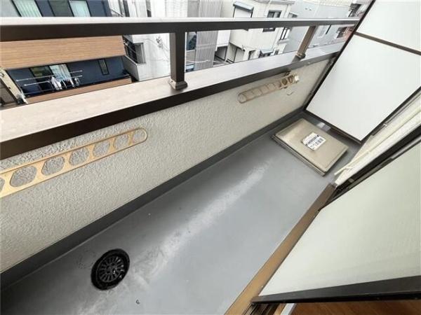 横浜市西区浅間町４丁目のマンション