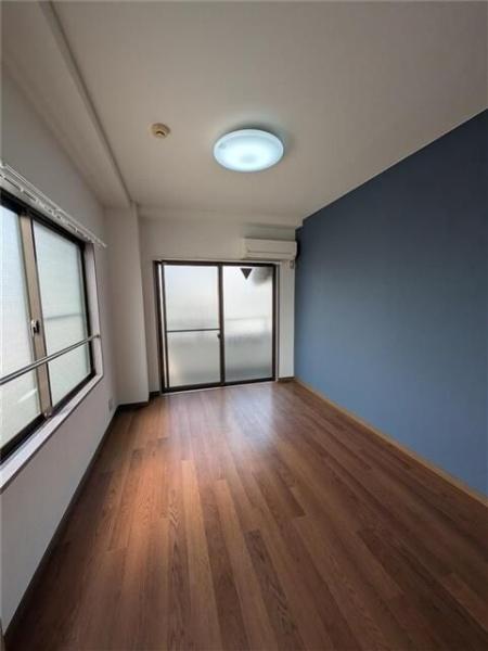 横浜市西区浅間町４丁目のマンション