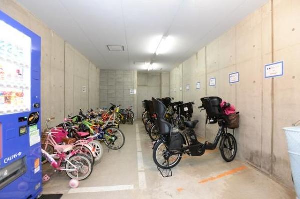 横浜市神奈川区三ツ沢下町のマンション