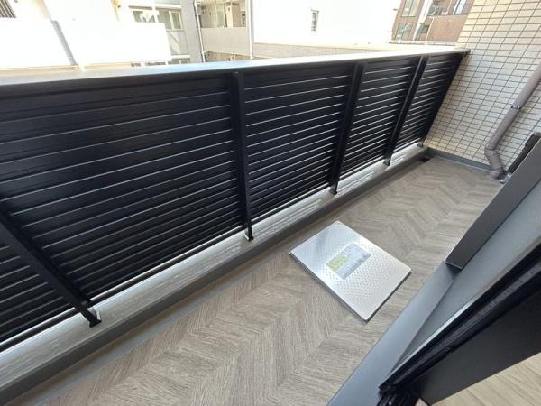 川崎市中原区今井仲町のマンション