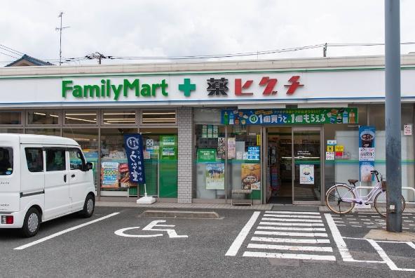 川崎市幸区遠藤町のマンション(ファミリーマート＋薬ヒグチ川崎戸手本町店)