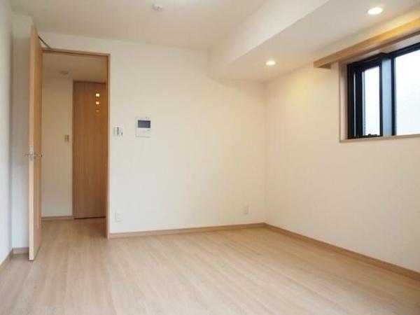 川崎市高津区溝口３丁目のマンション