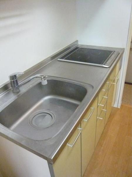 川崎市中原区上小田中５丁目のアパート