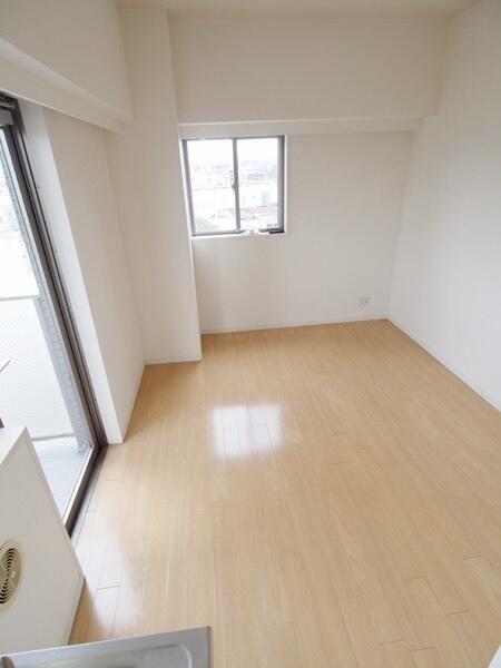 川崎市高津区二子１丁目のマンション