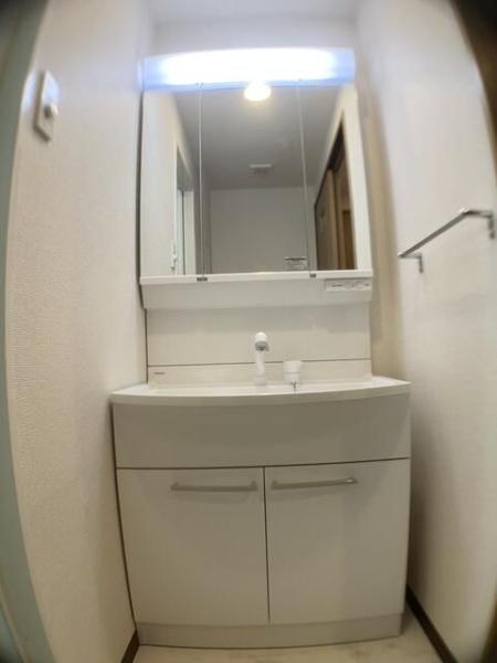 横浜市西区浅間町４丁目のマンション