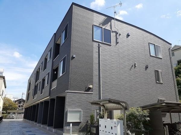 川崎市高津区久地４丁目のアパート