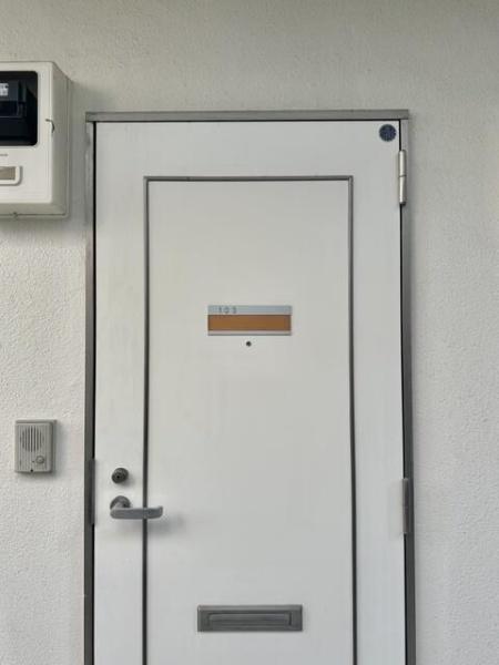 川崎市中原区小杉町1丁目のアパート(玄関)