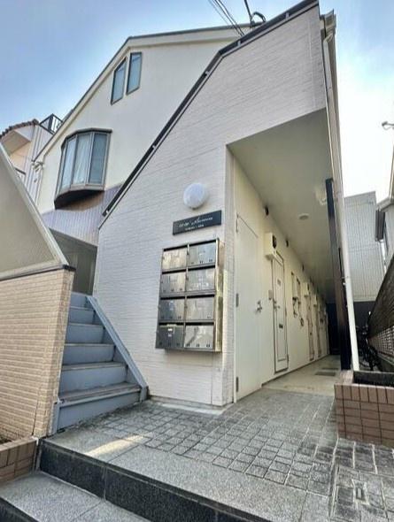 川崎市中原区小杉町1丁目のアパート