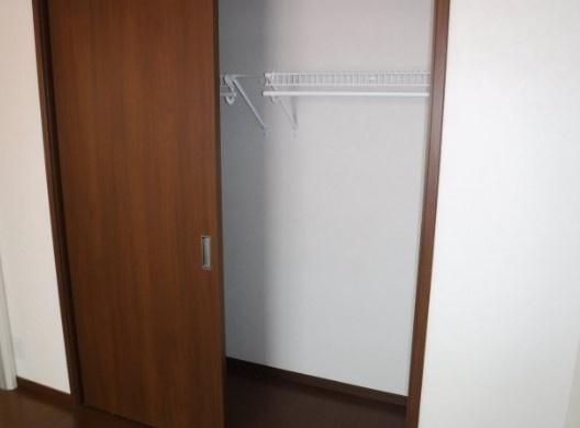 川崎市中原区井田三舞町のアパート(収納)
