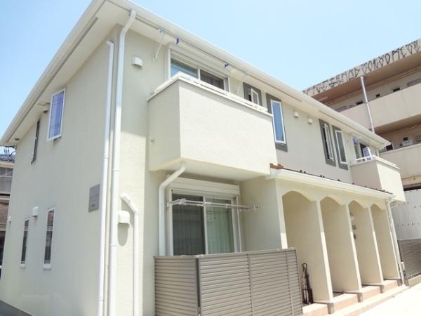 川崎市中原区井田三舞町のアパート