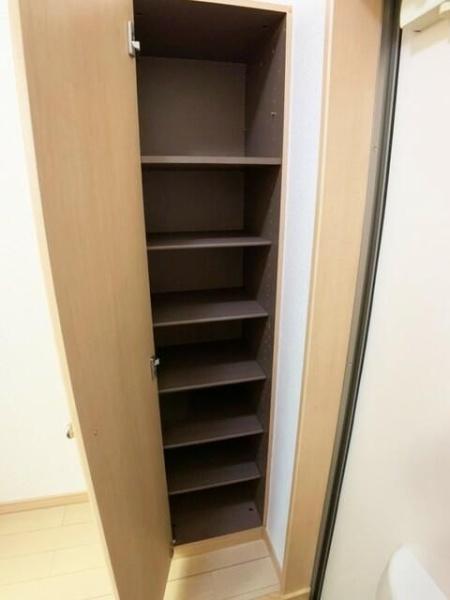 横浜市鶴見区岸谷１丁目のアパート
