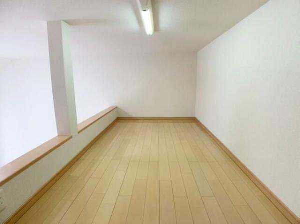 横浜市鶴見区岸谷１丁目のアパート