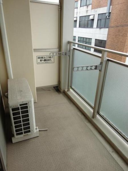 横浜市港北区樽町1丁目のマンション(バルコニー)