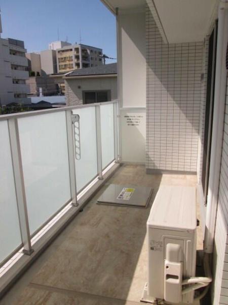 川崎市多摩区登戸のマンション(バルコニー)