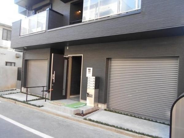 世田谷区上用賀1丁目のマンション(エントランス)
