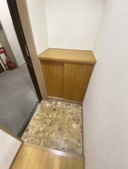 ライオンズマンション田園調布(玄関)