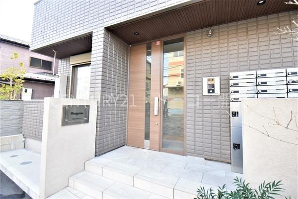 川崎市中原区上小田中2丁目のマンション(エントランス)