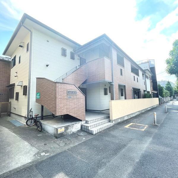 川崎市高津区久地1丁目のコーポ(エントランス)