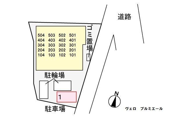 川崎市高津区末長2丁目のマンション(駐車場)
