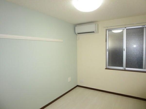 川崎市幸区南幸町2丁目のアパート(リビング)