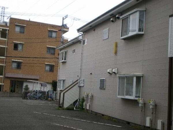横浜市港北区高田東4丁目のアパート(エントランス)