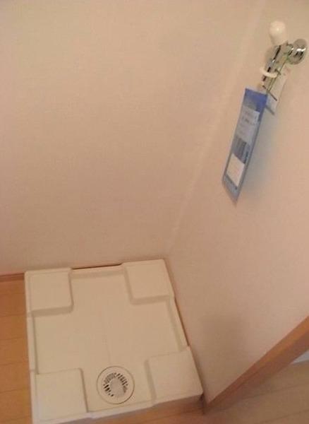 川崎市中原区新丸子町のマンション