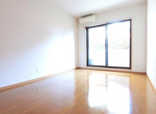 川崎市中原区市ノ坪のマンション(リビング)