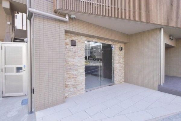 川崎市中原区市ノ坪のマンション(エントランス)