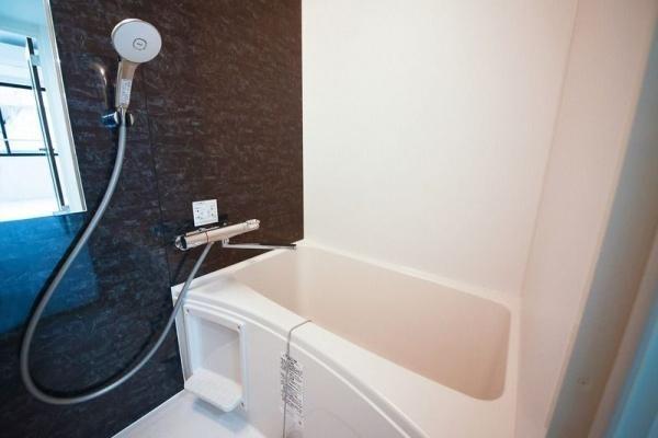 川崎市中原区上丸子山王町2丁目のアパート(バス)