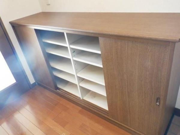 横浜市鶴見区鶴見中央4丁目のマンション(収納)