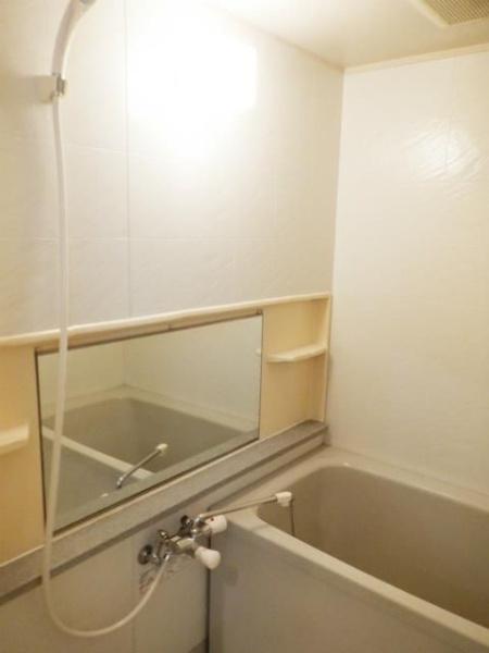 横浜市鶴見区鶴見中央4丁目のマンション(バス)