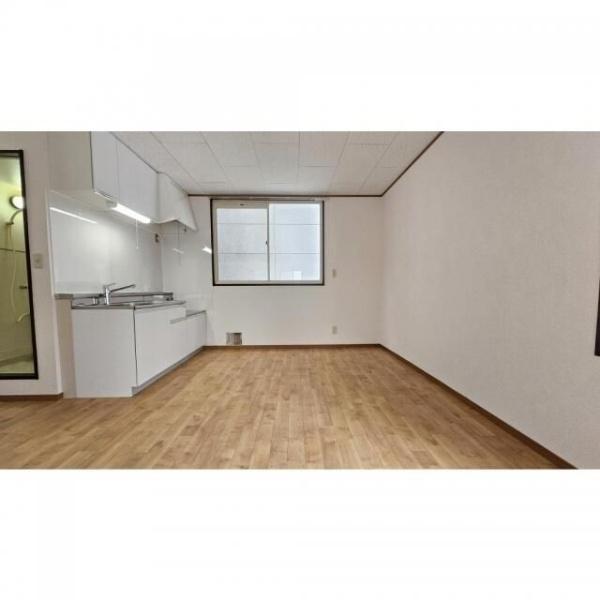 横浜市鶴見区鶴見中央3丁目のアパート(キッチン)