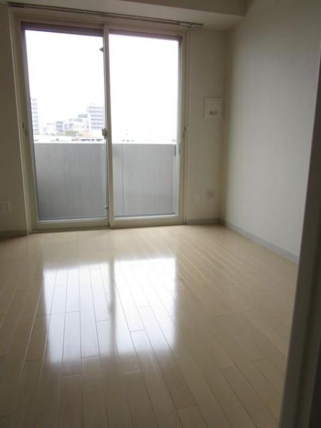 ラクエール旗の台(リビング)