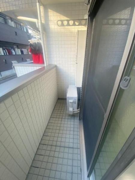 川崎市中原区中丸子のアパート(バルコニー)