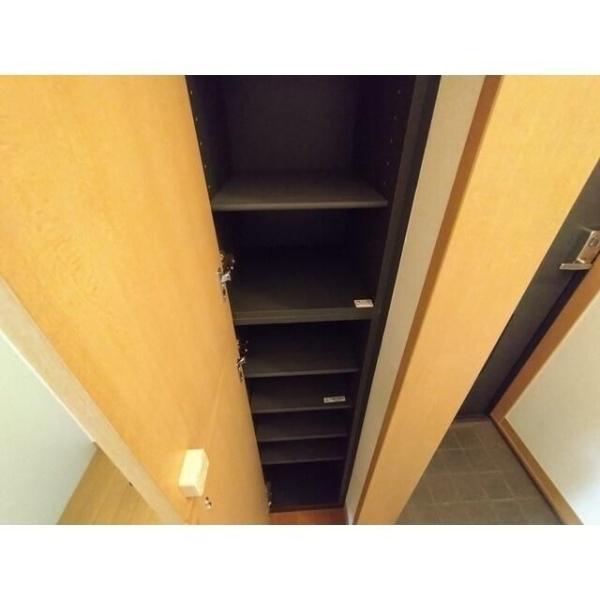 川崎市中原区新城中町のアパート(玄関)