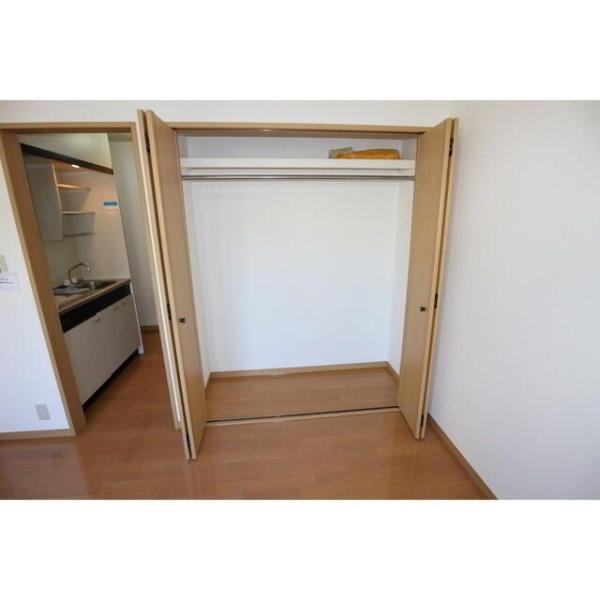 川崎市中原区新城中町のアパート(収納)