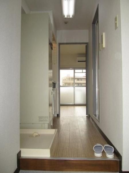 川崎市川崎区日進町のマンション(玄関)