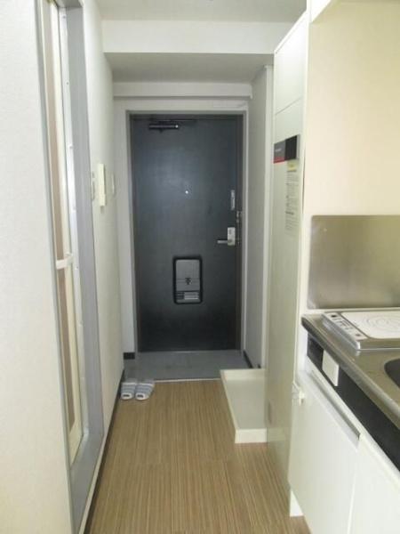 川崎市川崎区日進町のマンション(玄関)