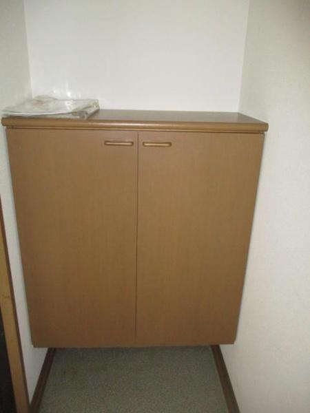 横浜市港北区岸根町のアパート(玄関)