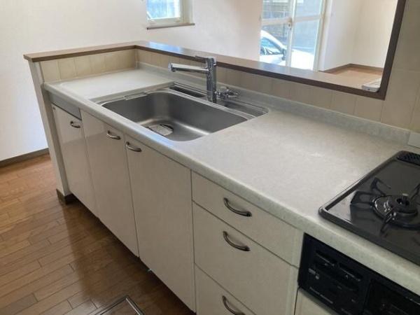 東寺尾１丁目戸建