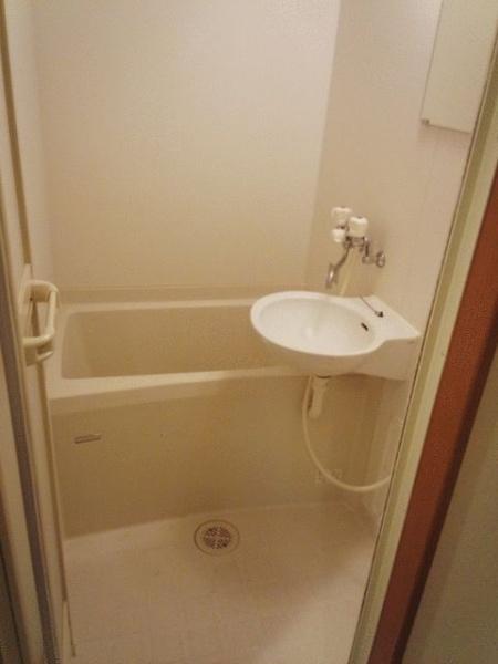 ディアコート平間Ａ