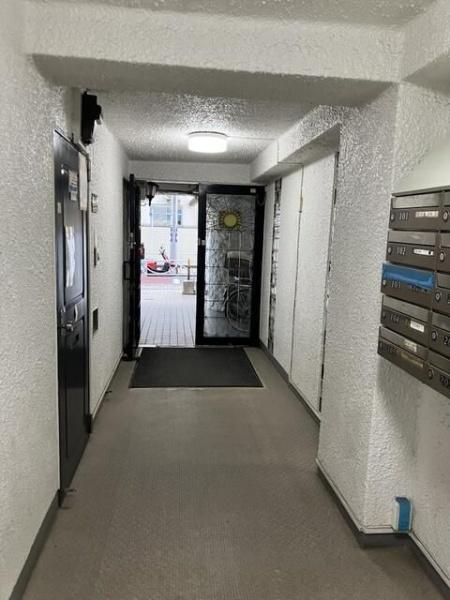 目黒区中根2丁目のマンション(エントランス)