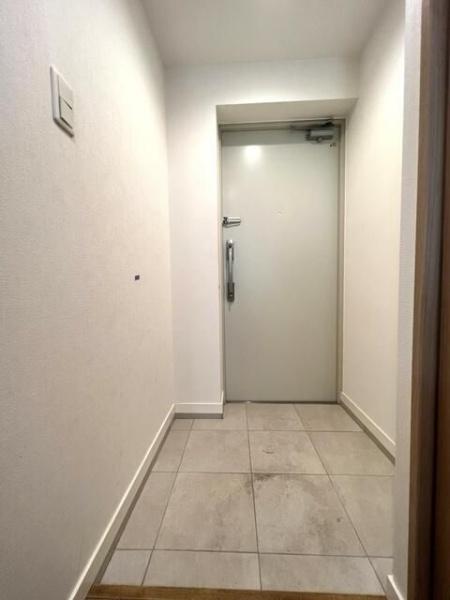 目黒区上目黒2丁目のマンション(玄関)