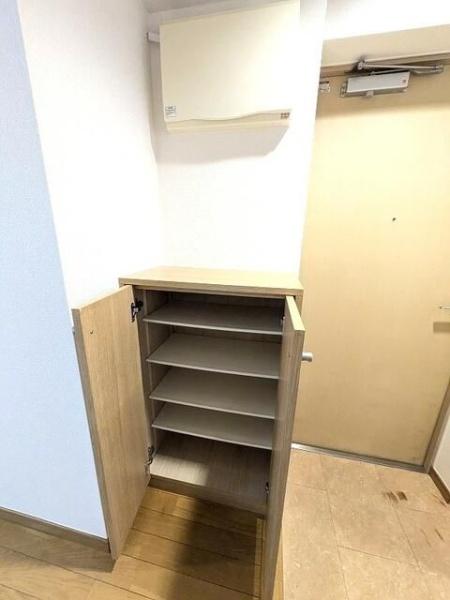 目黒区目黒1丁目のマンション(玄関)