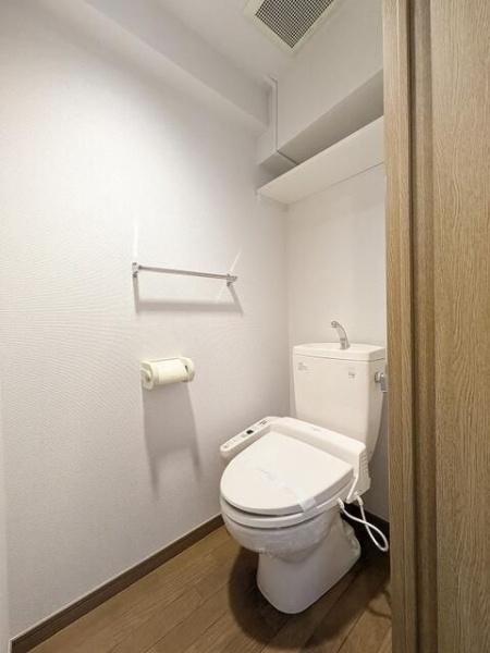 目黒区目黒1丁目のマンション(トイレ)