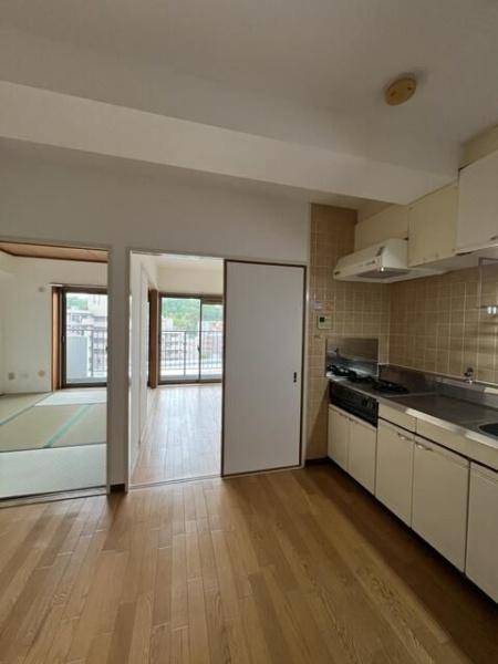 横浜市保土ケ谷区西谷３丁目のマンション