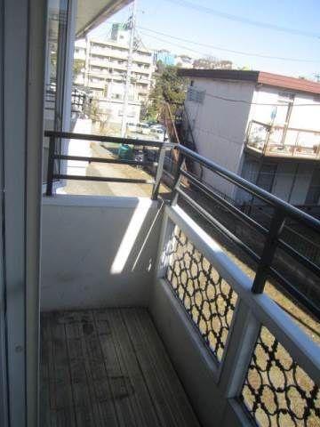 横浜市神奈川区三ツ沢南町のアパート