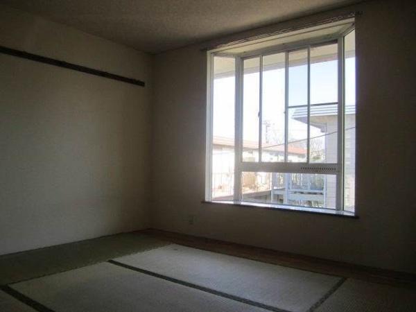 横浜市神奈川区三ツ沢南町のアパート